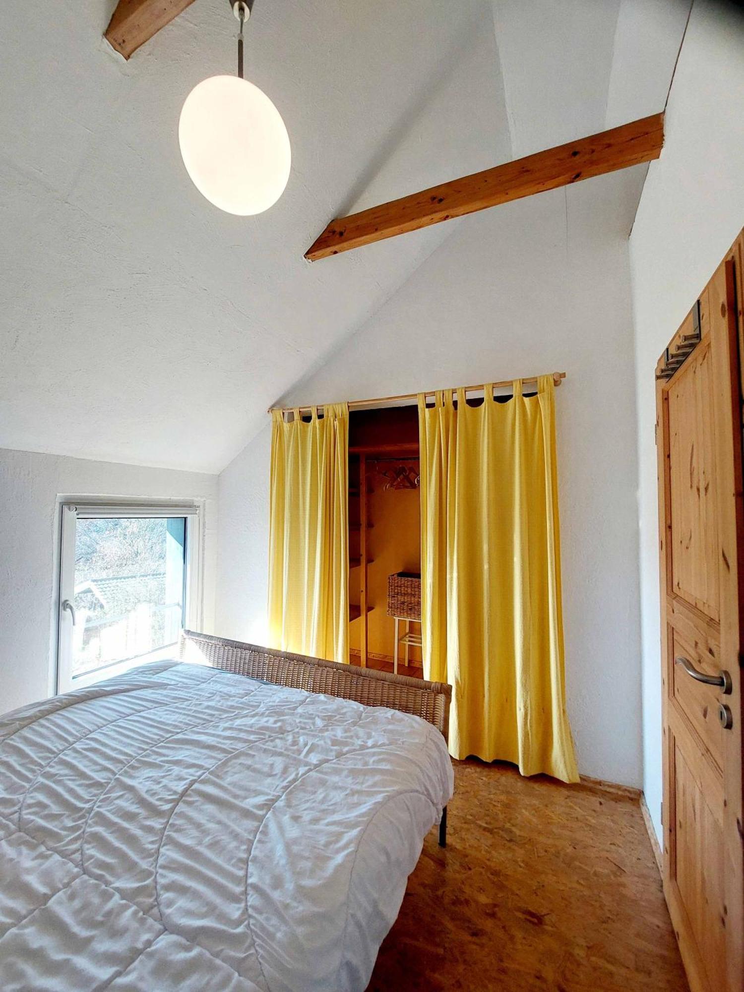 Kleines Haus Mitten In Der Natur Mit Eigener Terrasse Und Sonnenbalkon Halver Exterior photo