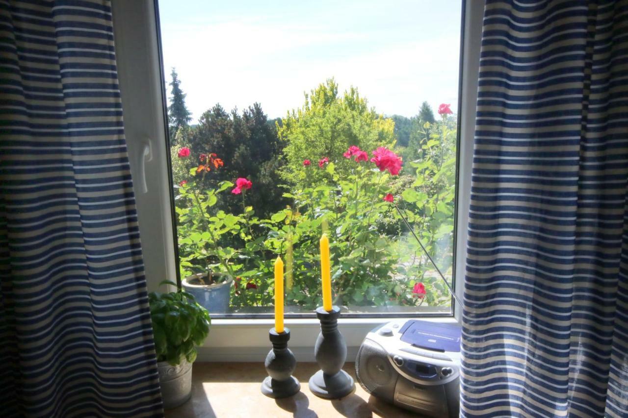 Kleines Haus Mitten In Der Natur Mit Eigener Terrasse Und Sonnenbalkon Halver Exterior photo