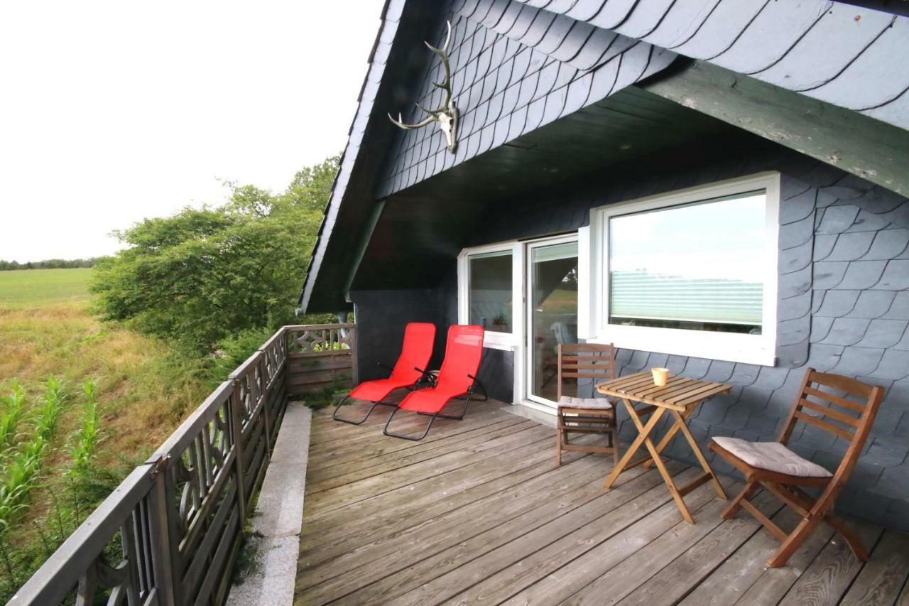 Kleines Haus Mitten In Der Natur Mit Eigener Terrasse Und Sonnenbalkon Halver Exterior photo